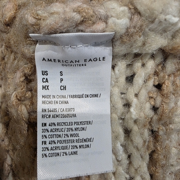 American Eagle Chunky Oversized Knit Cardigan Size Small - Picture 4 of 4